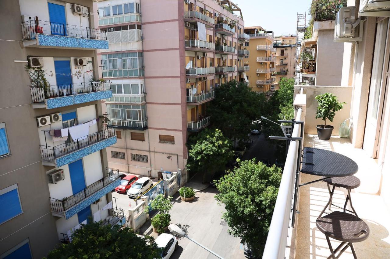 La Casa Del Maggiore, Tra Mare E Centro Appartement Palermo Buitenkant foto